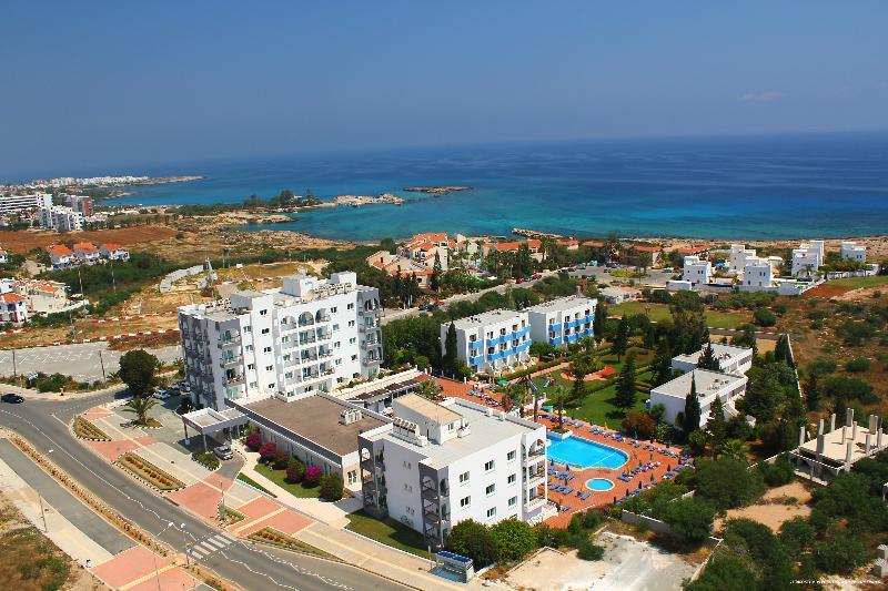 Paramount Hotel Apartments Protaras Exteriér fotografie